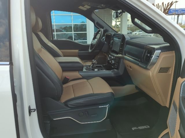 Used 2023 Ford F150 Lariat w/ Trailer Tow Package AWD/4WD image 19