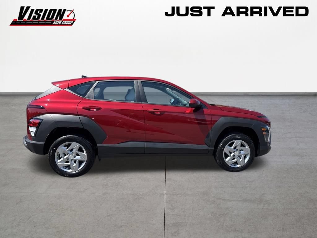 New 2027 Hyundai Kona SE AWD/4WD image 4