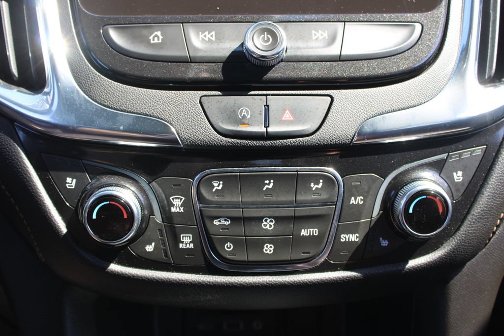 Used 2023 Chevrolet Equinox Premier AWD/4WD image 47