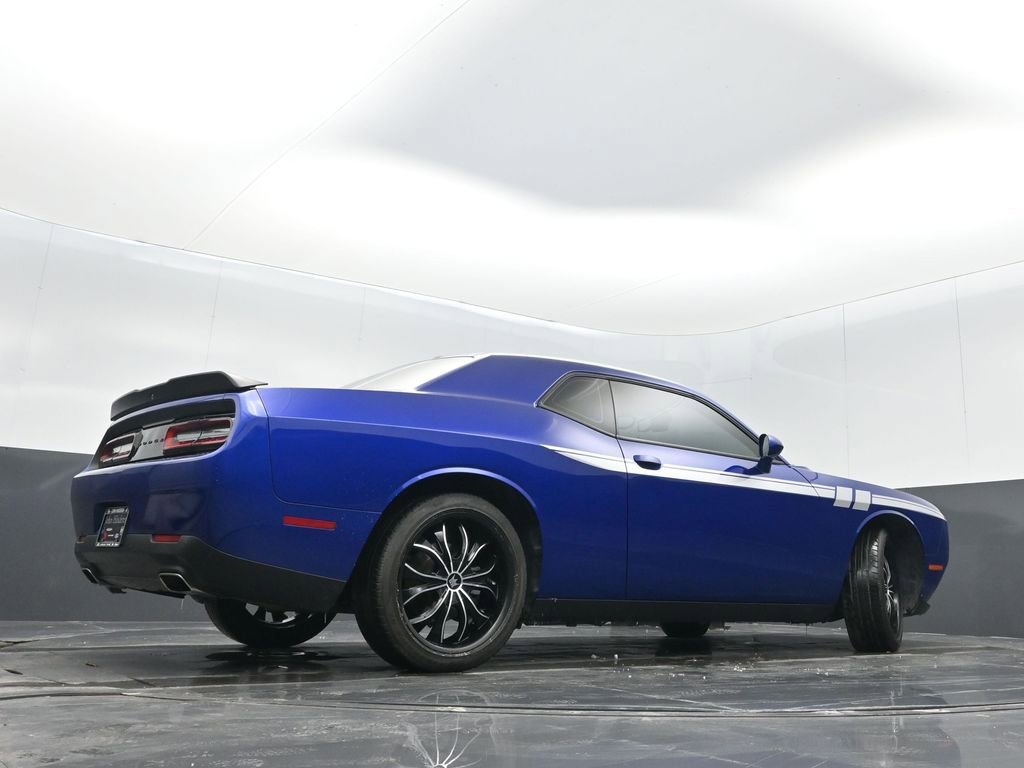 Certified 2022 Dodge Challenger SXT w/ Driver Convenience Group image 30