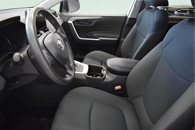 Used 2025 Toyota RAV4 LE AWD/4WD image 19