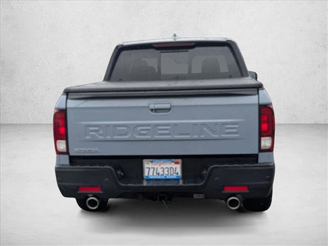 Certified 2025 Honda Ridgeline Black Edition image 8