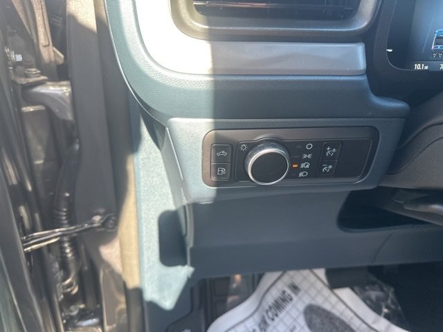 New 2025 Ford Maverick XL image 18