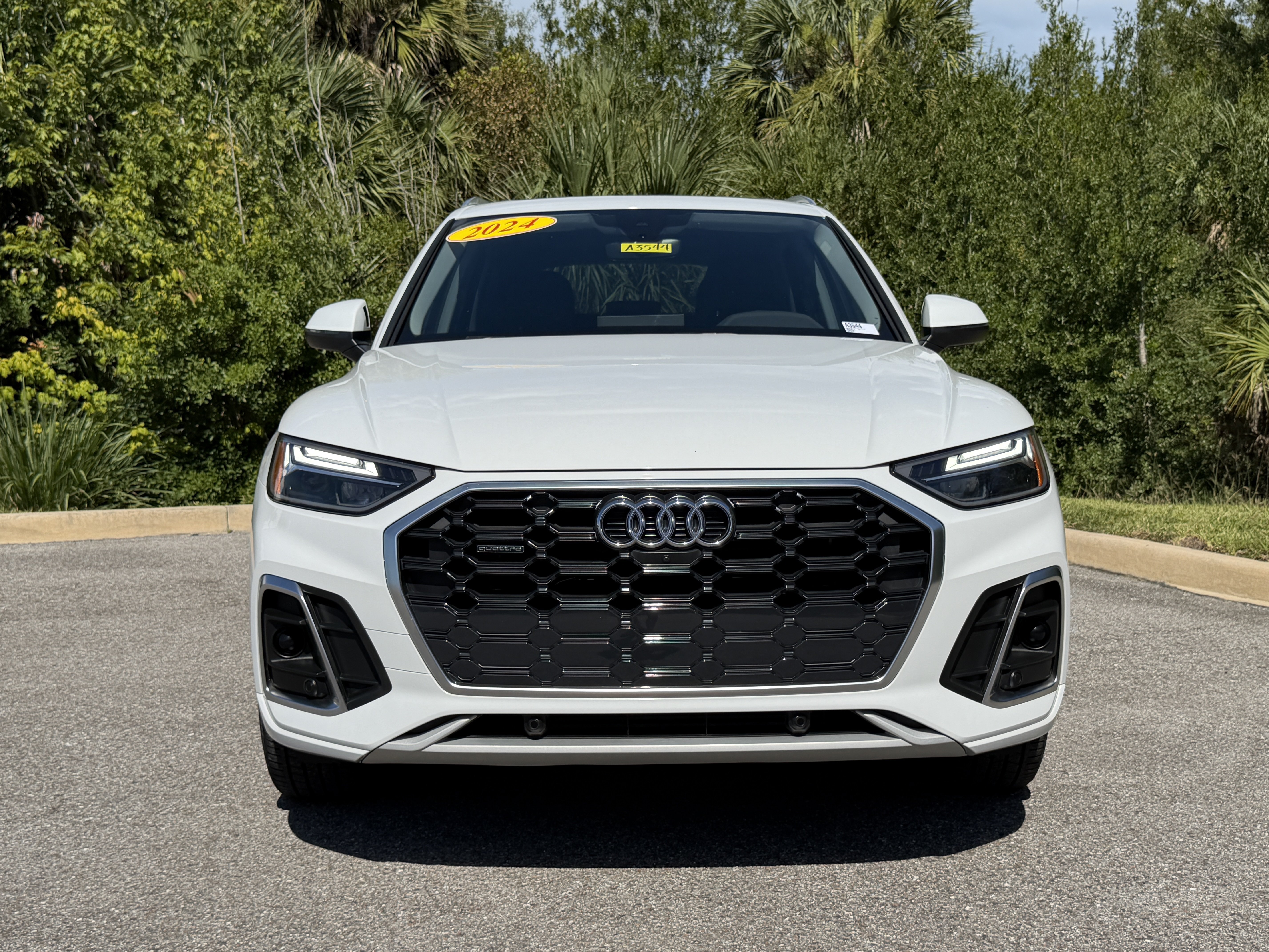 Used 2024 Audi Q5 2.0T Premium Plus w/ Premium Plus Package AWD/4WD image 8