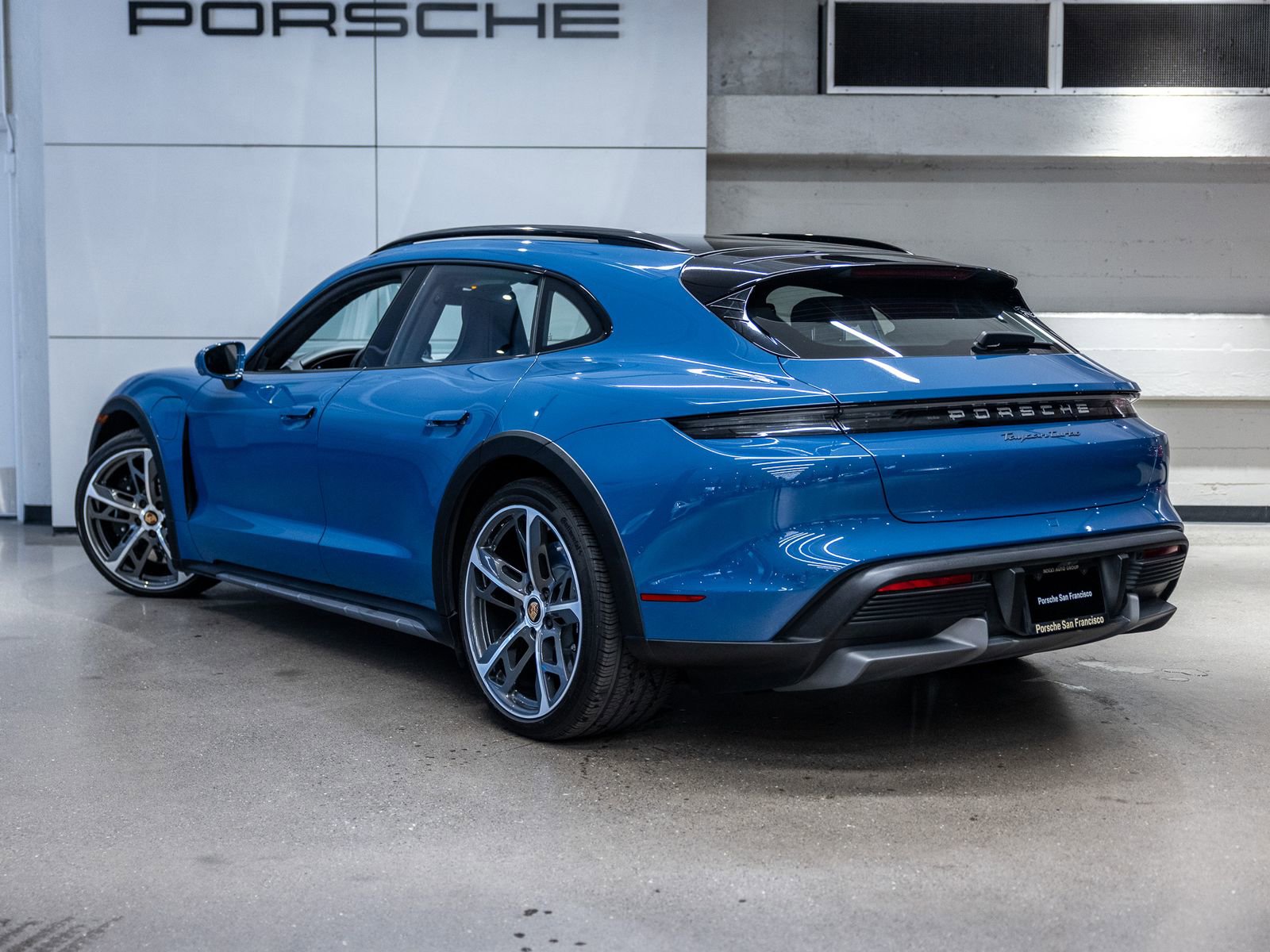 Certified 2023 Porsche Taycan Turbo AWD/4WD image 3