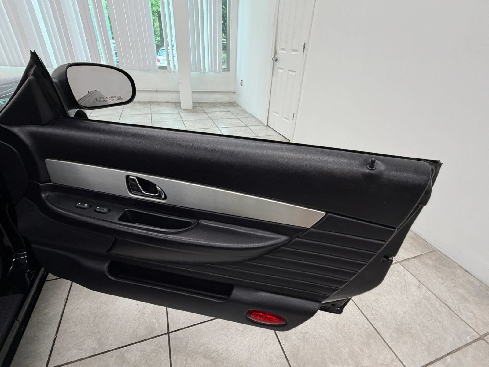 Used 2003 Ford Thunderbird RWD image 16