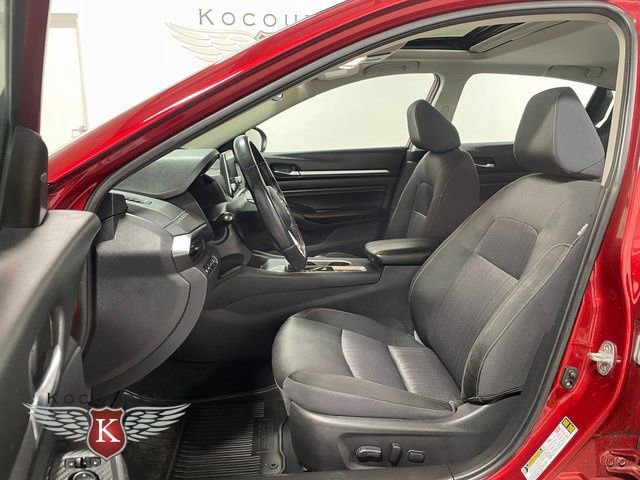 Used 2019 Nissan Altima 2.5 SV image 12