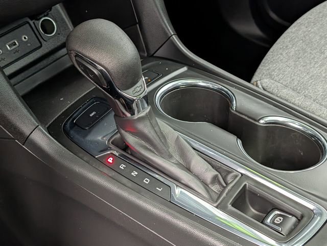 Used 2023 Chevrolet Equinox LT image 26