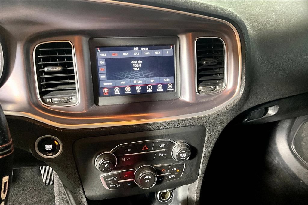 Used 2019 Dodge Charger SXT RWD image 24
