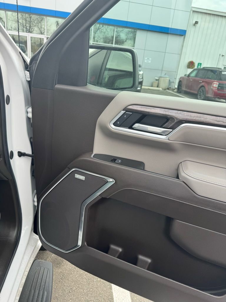 Used 2025 Chevrolet Silverado 1500 LTZ w/ LTZ Premium Package image 22