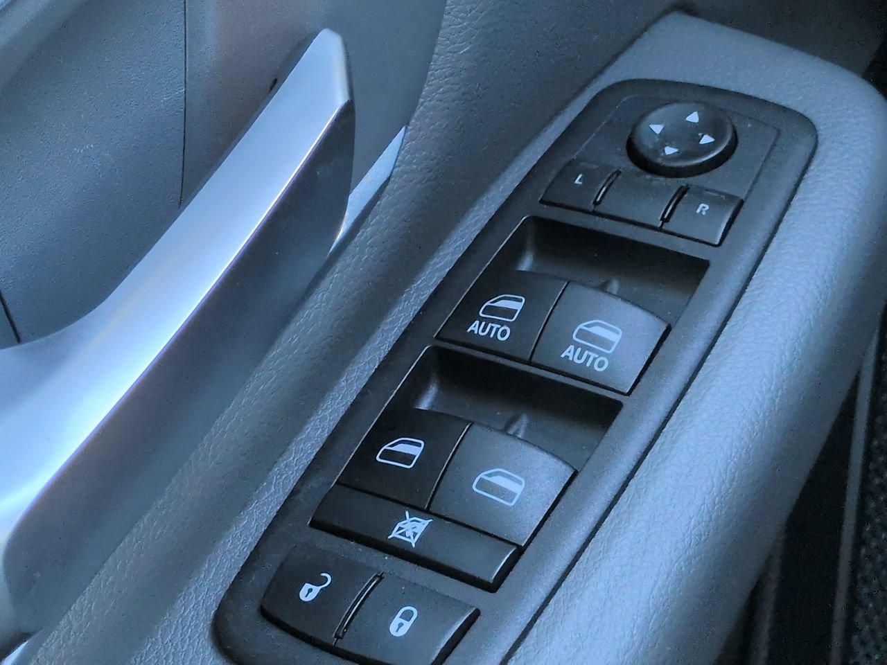 Used 2022 RAM 1500 Big Horn AWD/4WD image 21