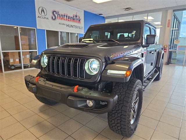 Used 2024 Jeep Gladiator Mojave image 1