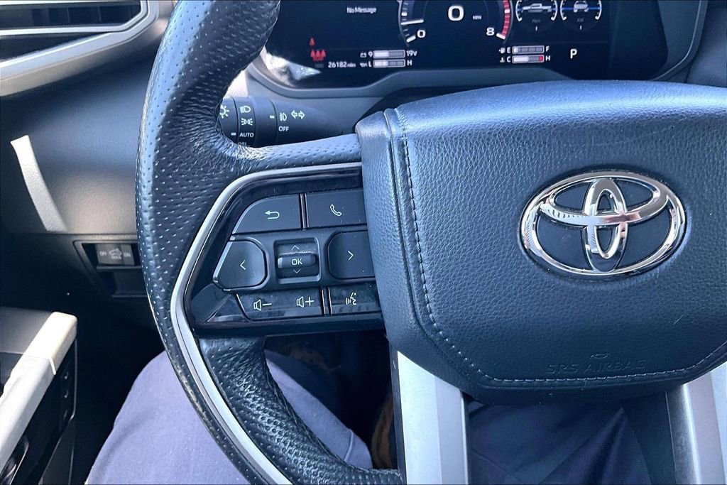Used 2024 Toyota Tundra Limited AWD/4WD image 7