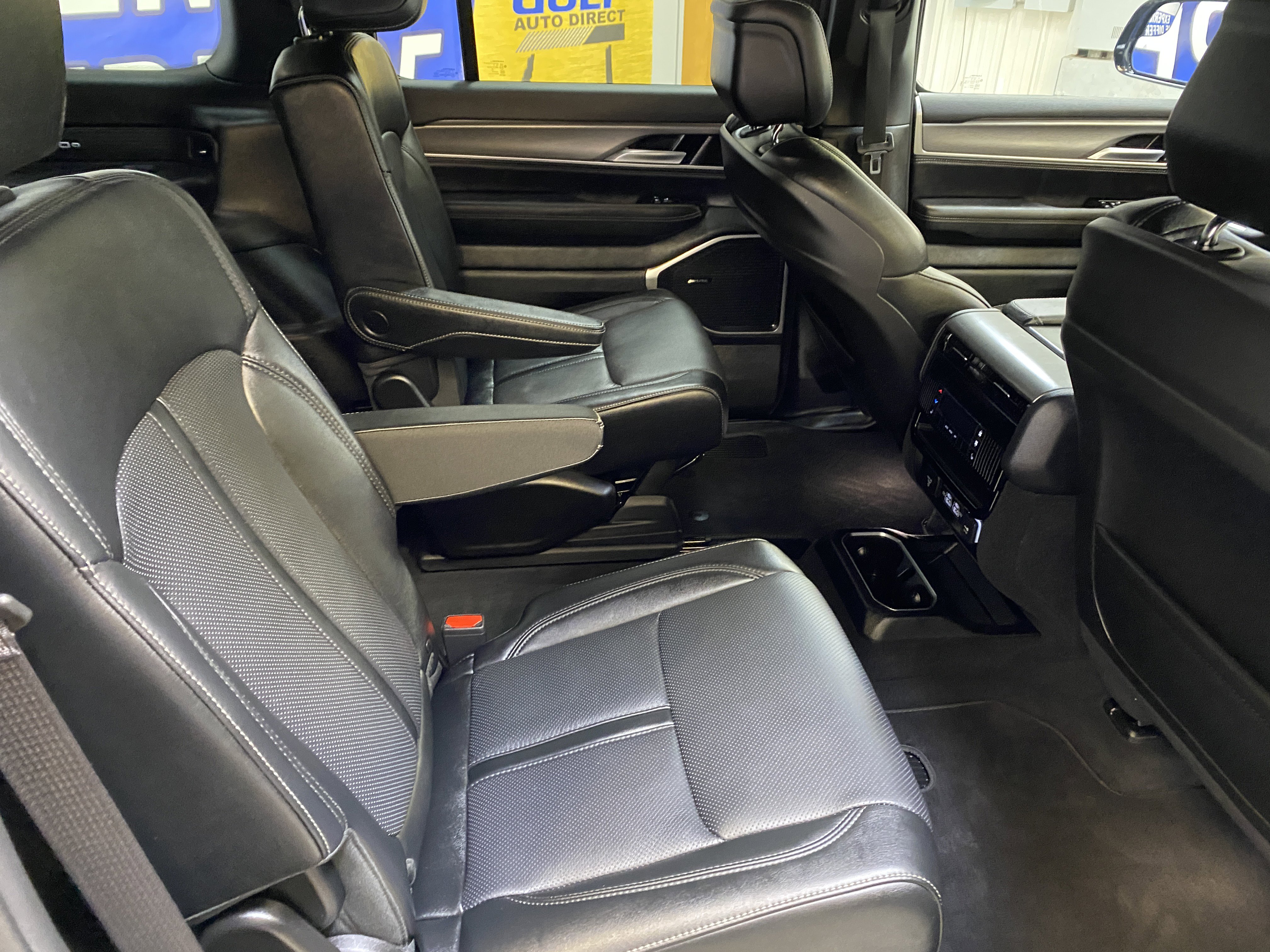 Used 2025 Jeep Wagoneer Series II w/ Premium Group I image 27