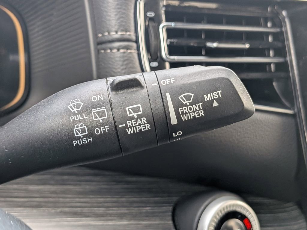 Used 2024 Jeep Wagoneer Series II w/ Flexible Seating Group image 29