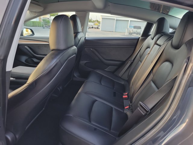 Used 2022 Tesla Model 3 Long Range AWD/4WD image 12