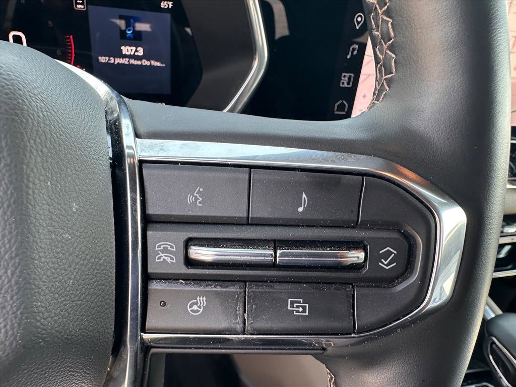 Used 2025 GMC Canyon Denali image 22