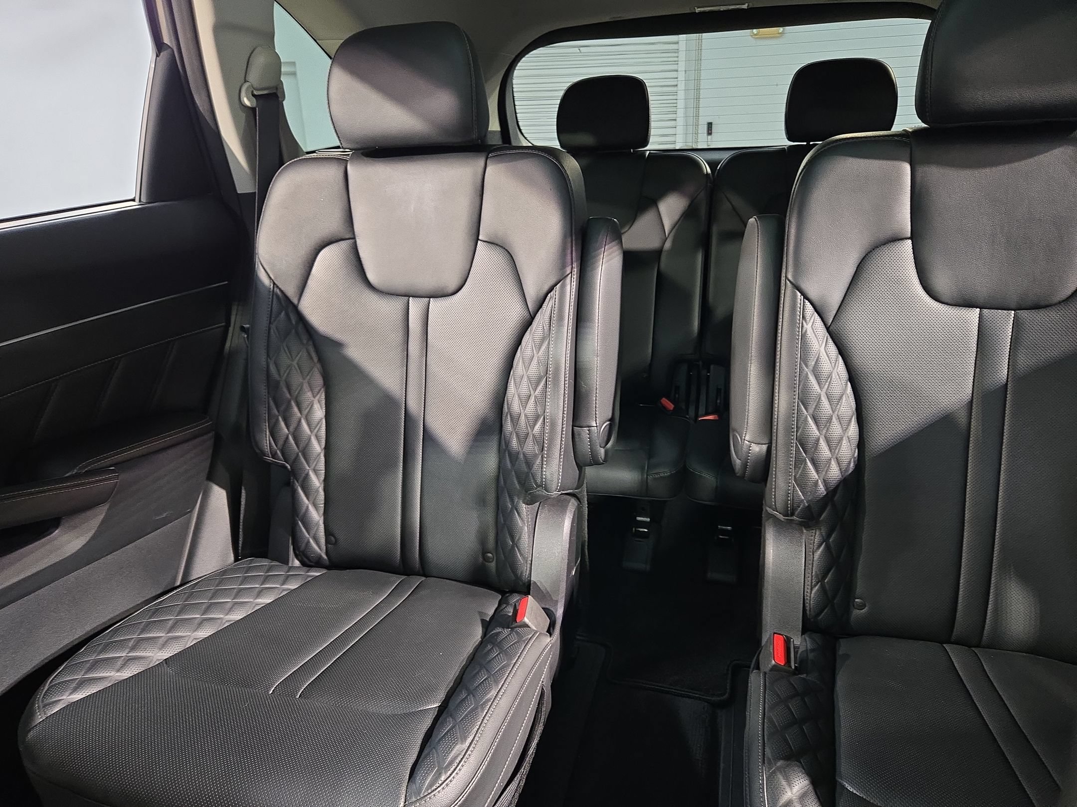Used 2023 Kia Sorento SX AWD/4WD image 12