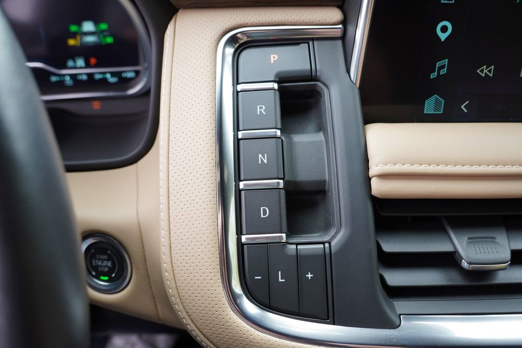 Certified 2024 Chevrolet Tahoe Premier w/ Advanced Technology Package AWD/4WD image 37
