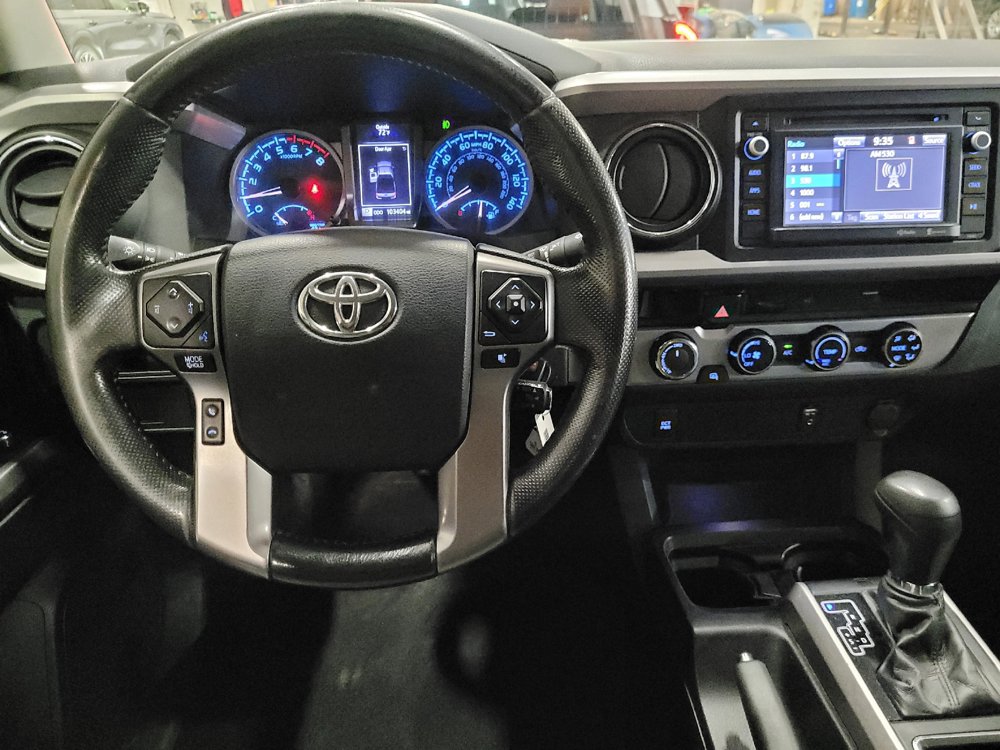 Used 2016 Toyota Tacoma SR5 AWD/4WD image 22