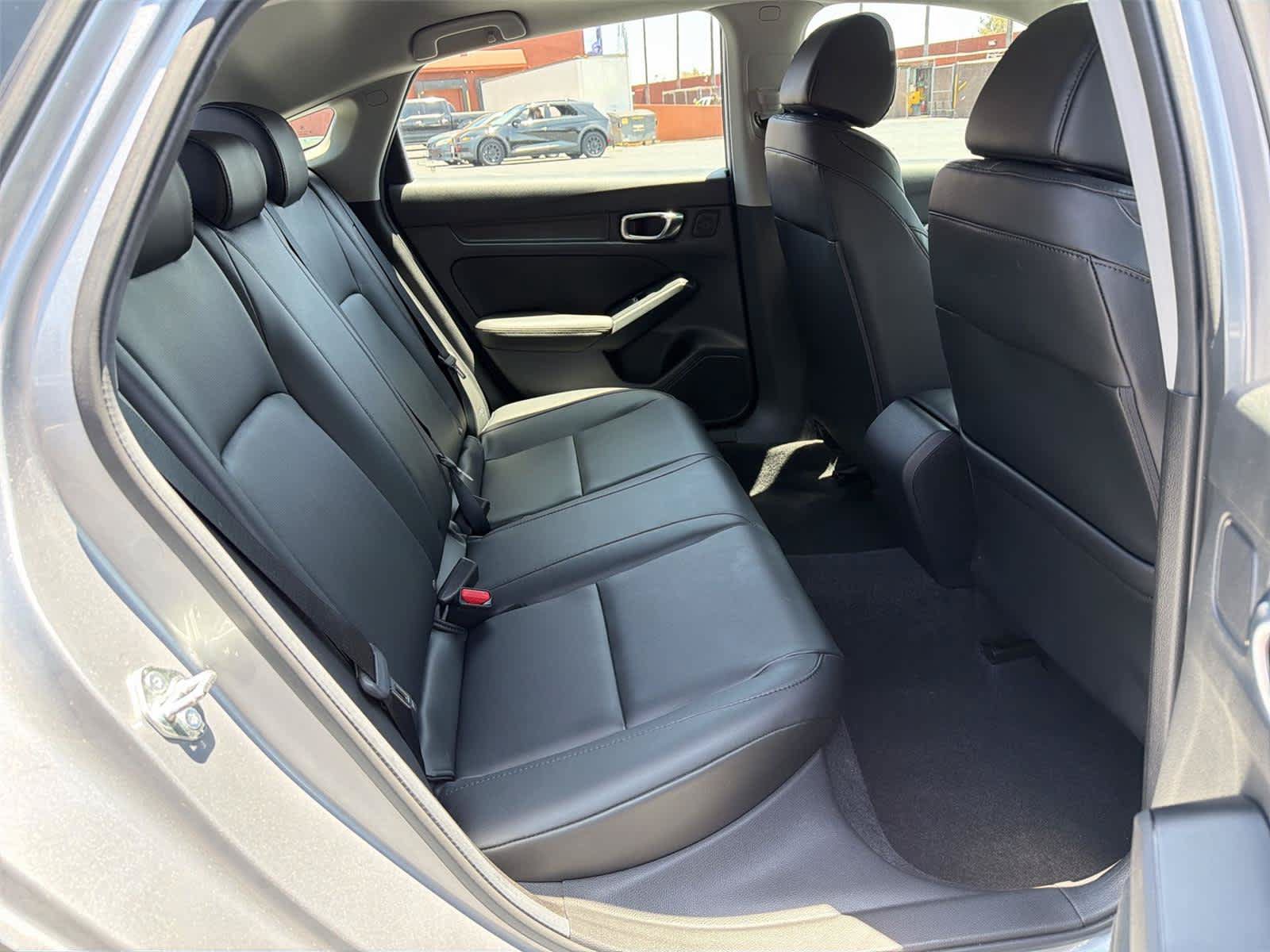 Used 2025 Acura Integra FWD image 14