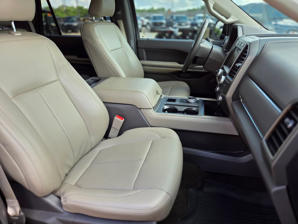 Used 2021 Ford Expedition XLT RWD image 10
