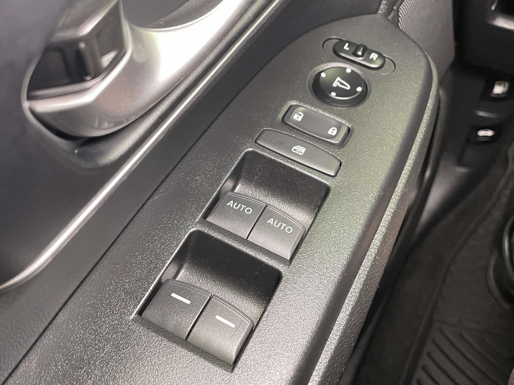 Used 2021 Honda CR-V Touring image 34