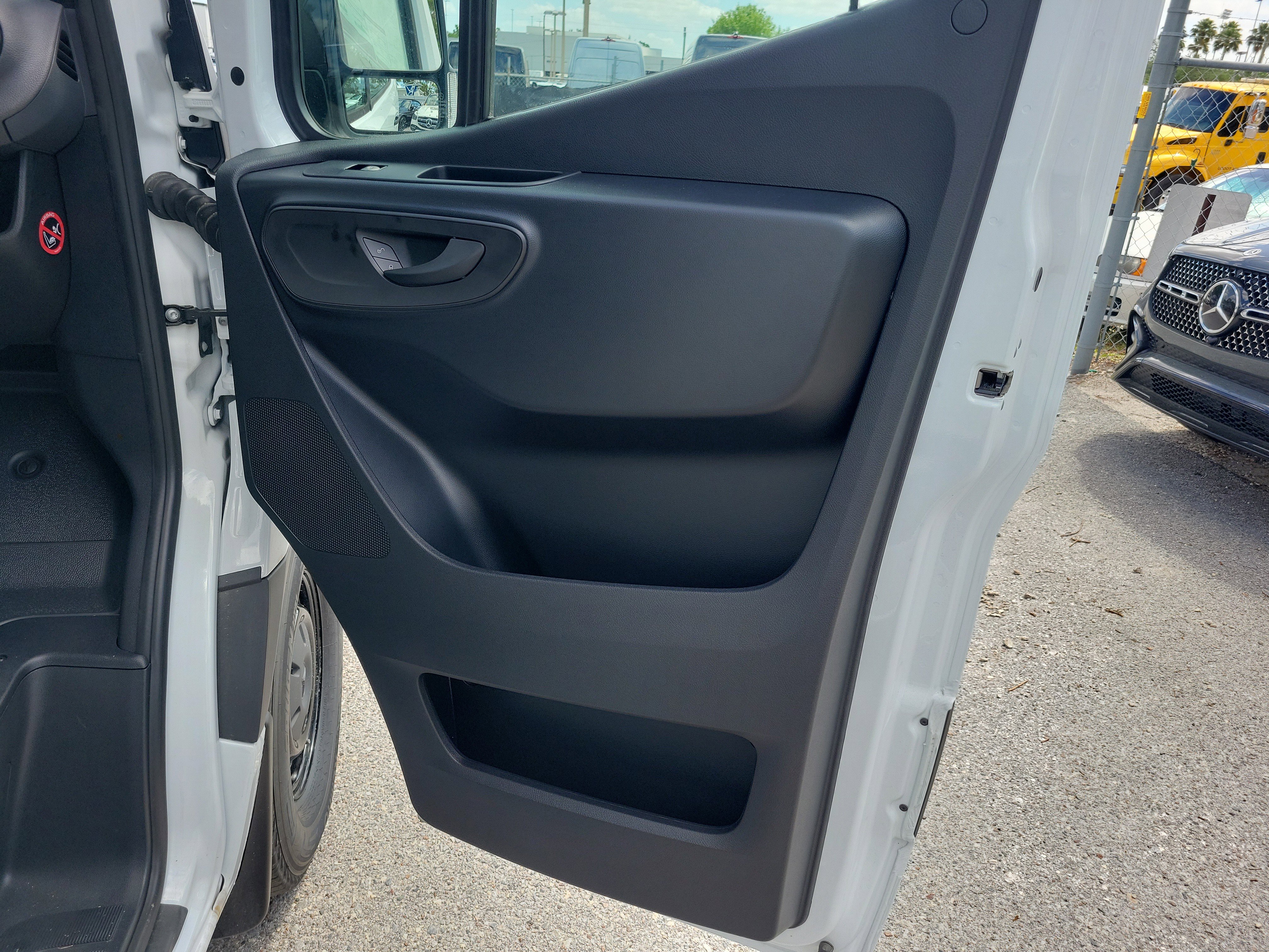 New 2025 Mercedes-Benz Sprinter 2500 image 11