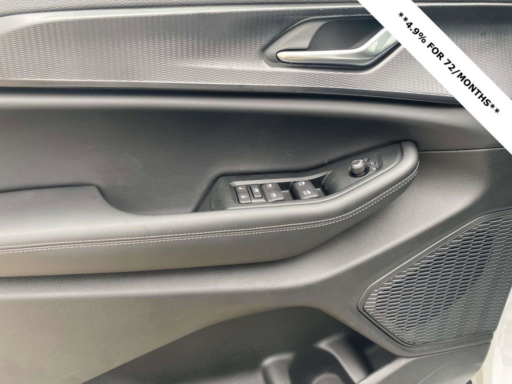 New 2025 Jeep Grand Cherokee Altitude image 44