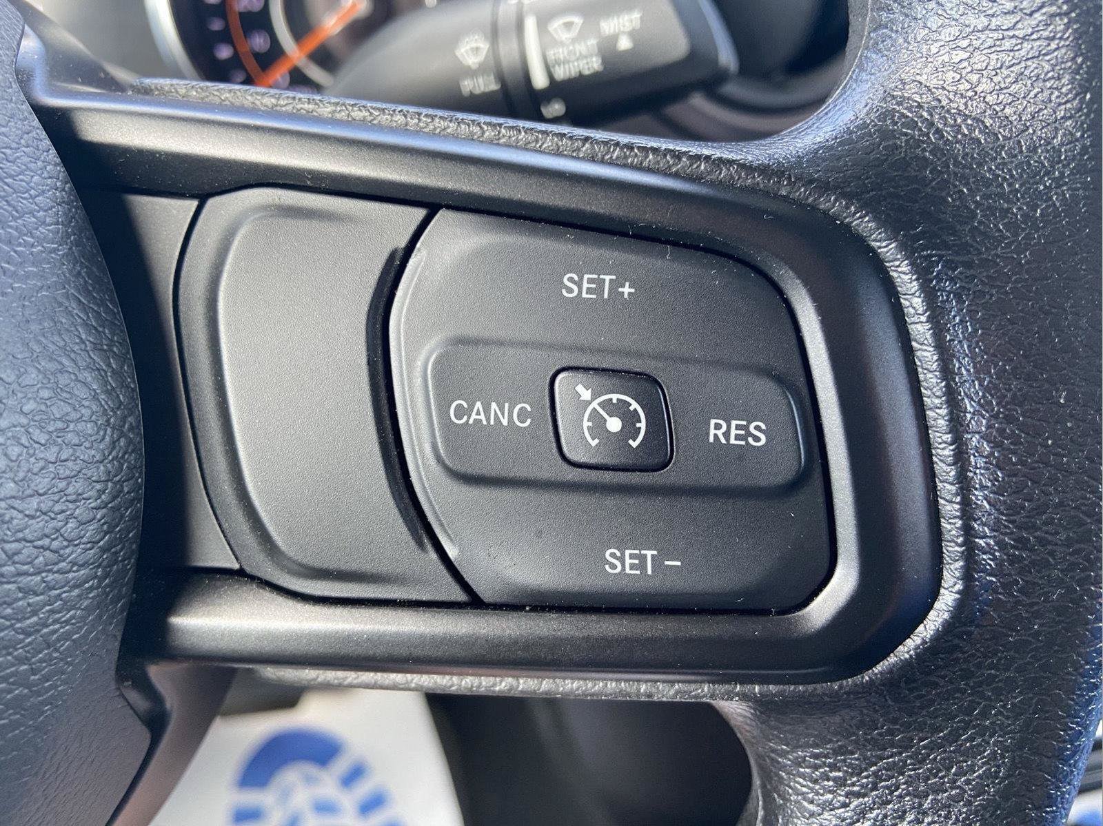 Used 2022 Jeep Wrangler Sport AWD/4WD image 21