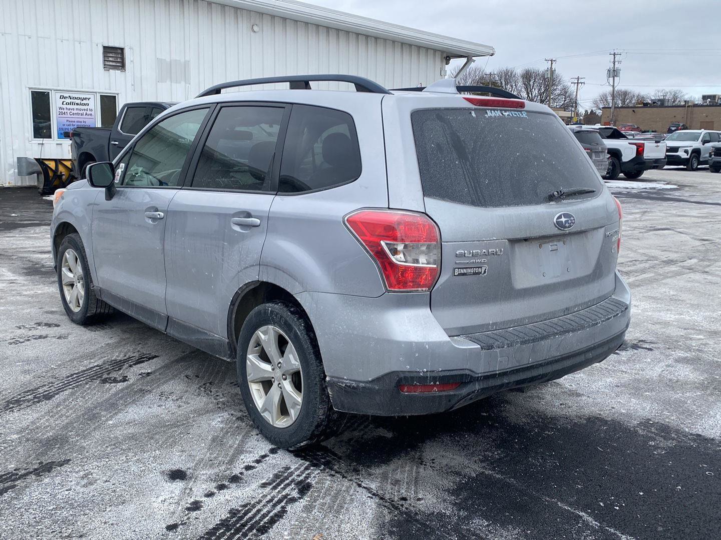 Used 2016 Subaru Forester 2.5i Premium w/ All-Weather Package image 8