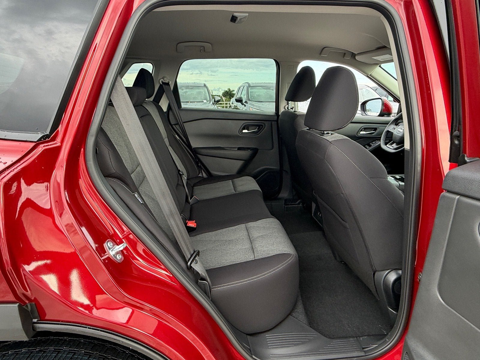 New 2027 Nissan Rogue SV FWD image 13