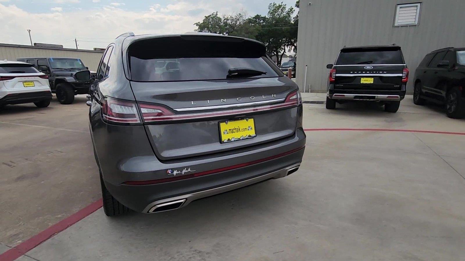Used 2022 Lincoln Nautilus Reserve FWD image 7