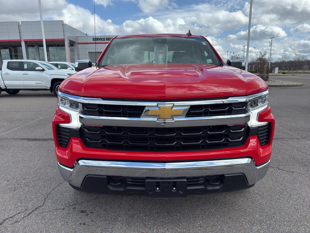Used 2024 Chevrolet Silverado 1500 LT image 9