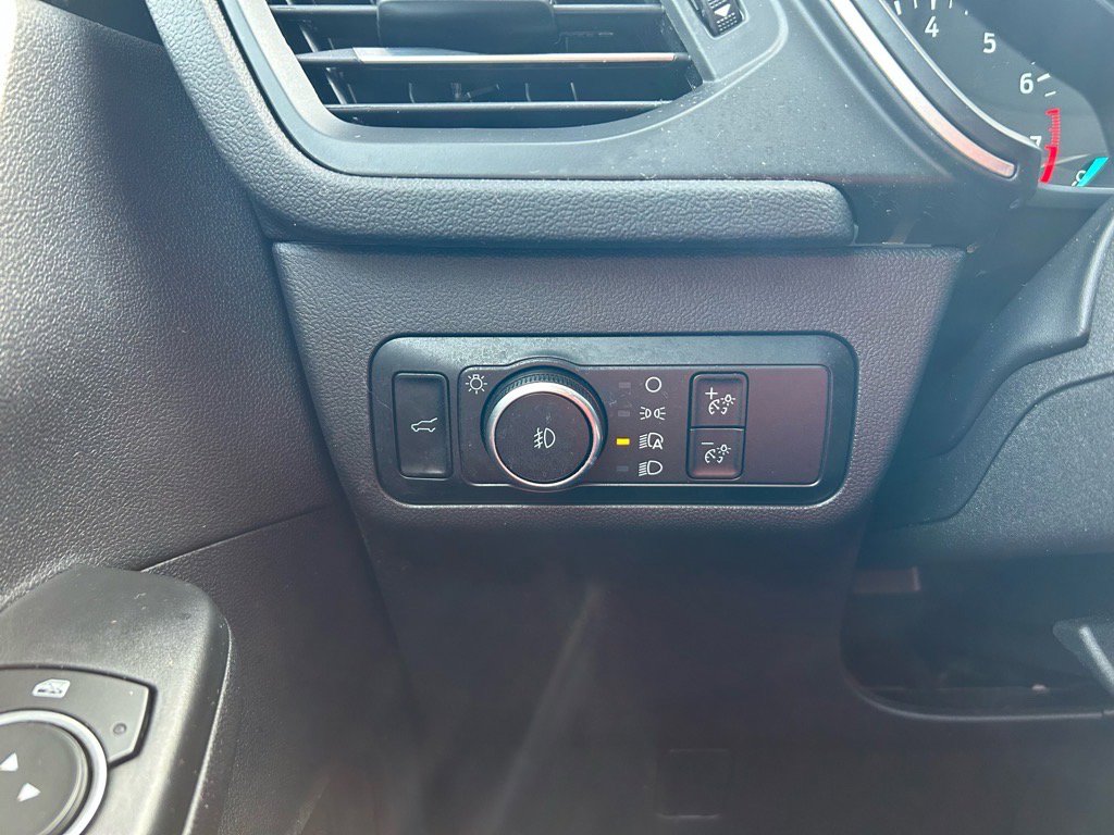 Used 2022 Ford Escape SEL image 21