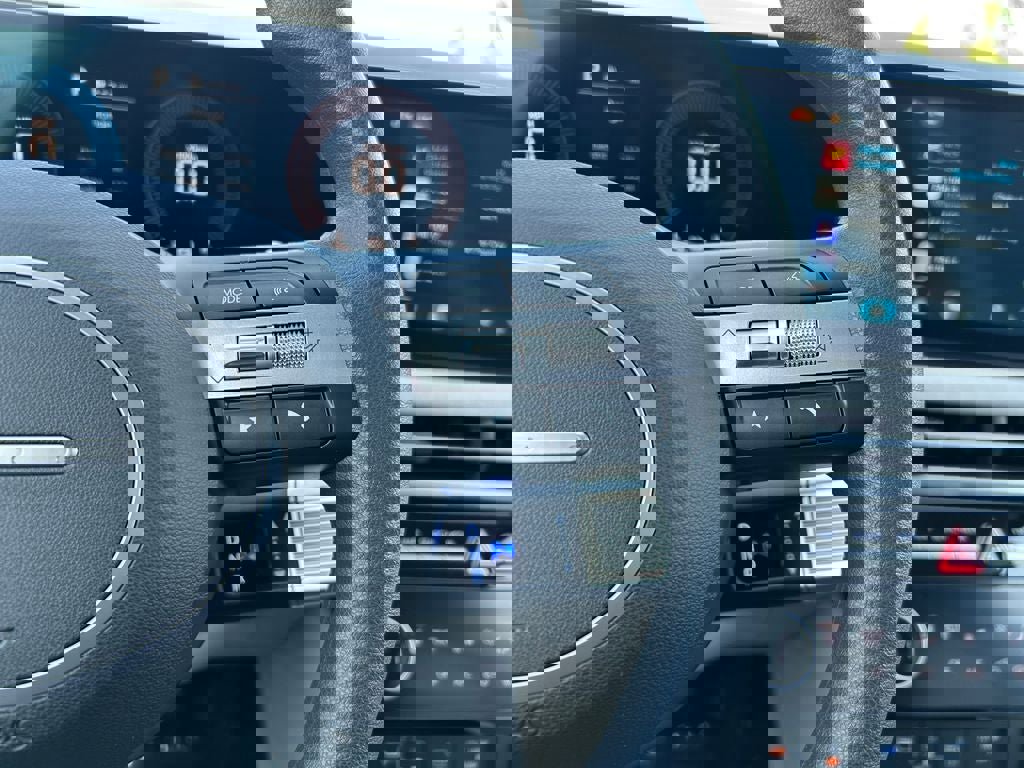 Used 2025 Hyundai Tucson SEL image 18