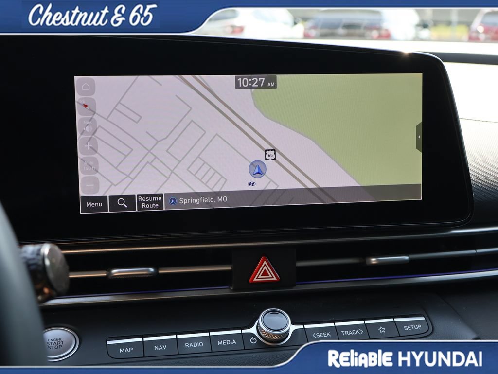 Used 2025 Hyundai Elantra Limited FWD image 34