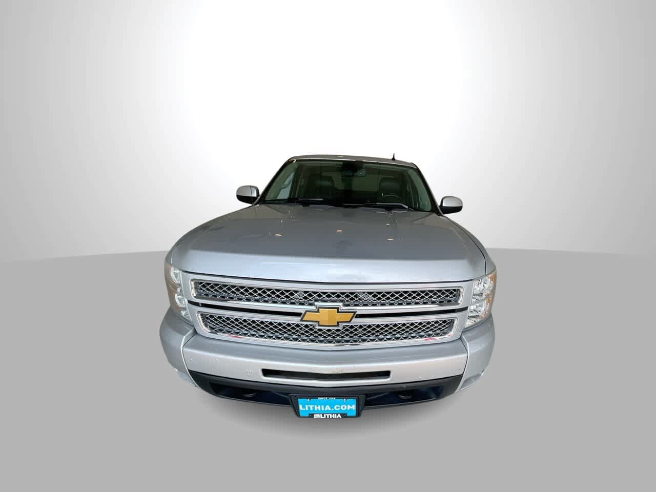 Used 2013 Chevrolet Silverado 1500 LTZ w/ LTZ Plus Package AWD/4WD image 3