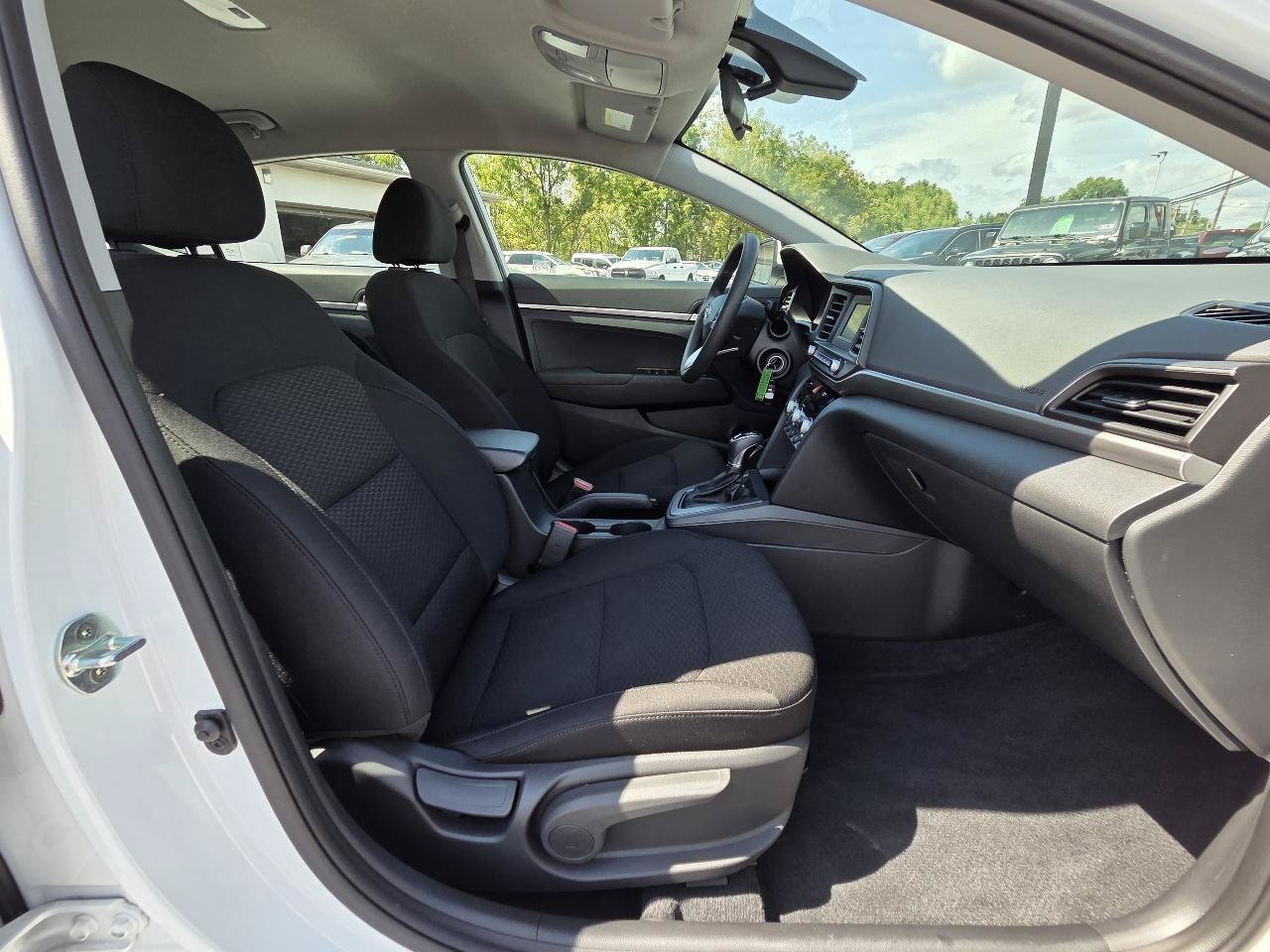 Used 2020 Hyundai Elantra SE w/ Cargo Package (C1) FWD image 20