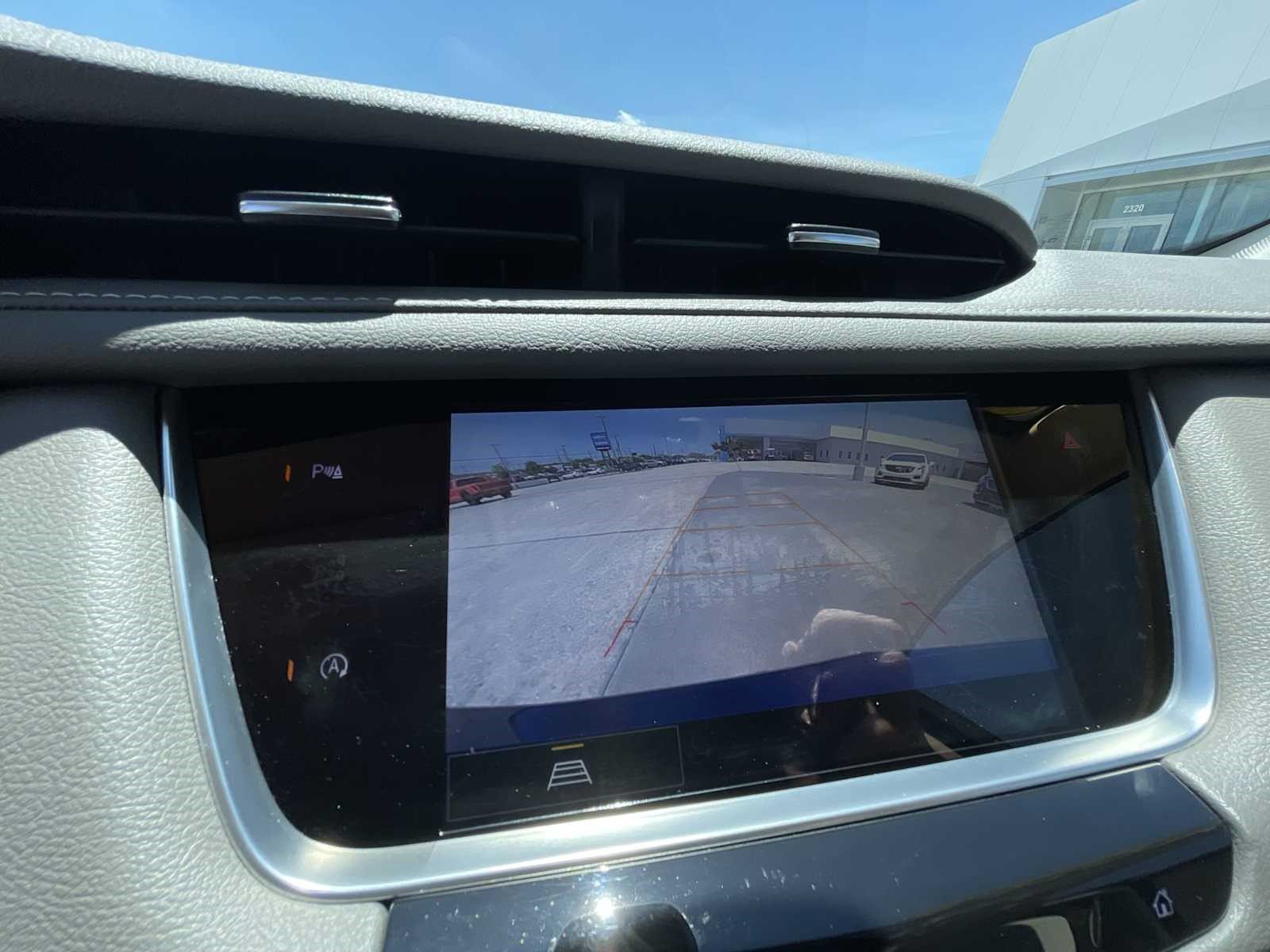 Certified 2025 Cadillac XT5 Premium Luxury AWD/4WD image 15