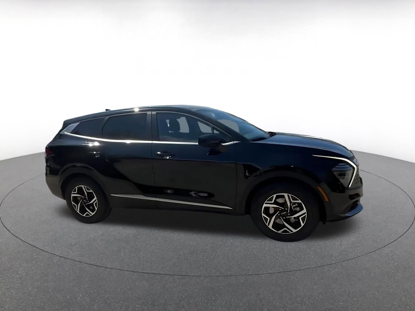 Used 2025 Kia Sportage LX FWD video 2