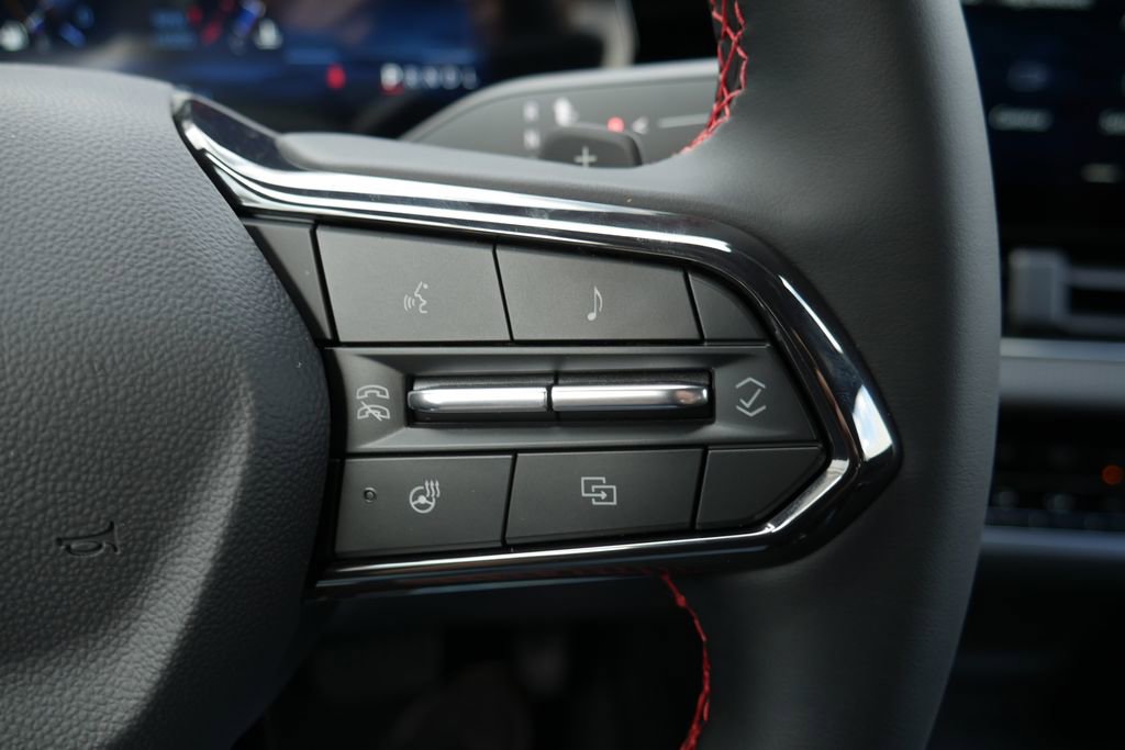 New 2026 Chevrolet Equinox RS image 14