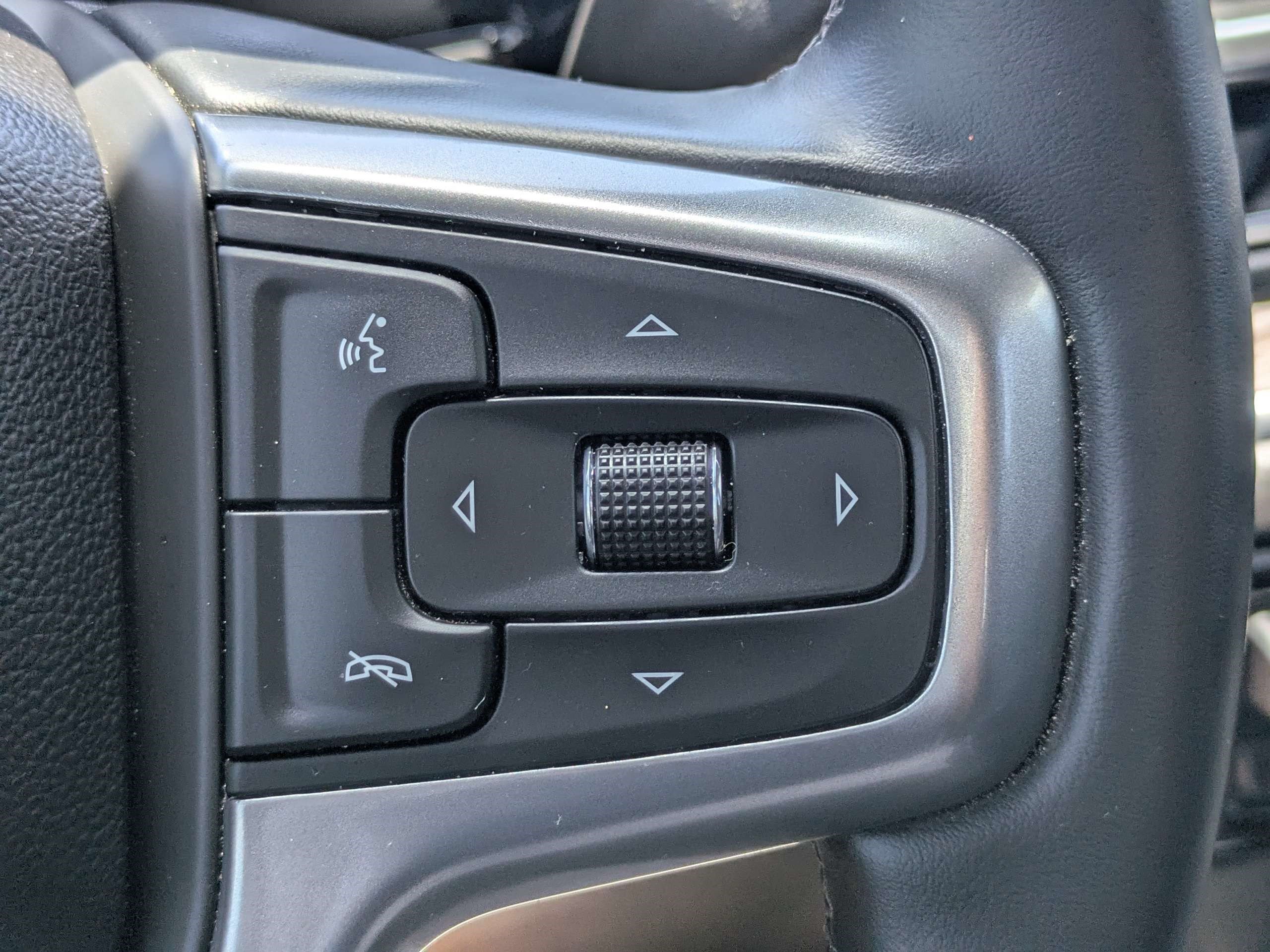 Used 2024 Chevrolet Silverado 2500 LTZ w/ LTZ Premium Package AWD/4WD image 24