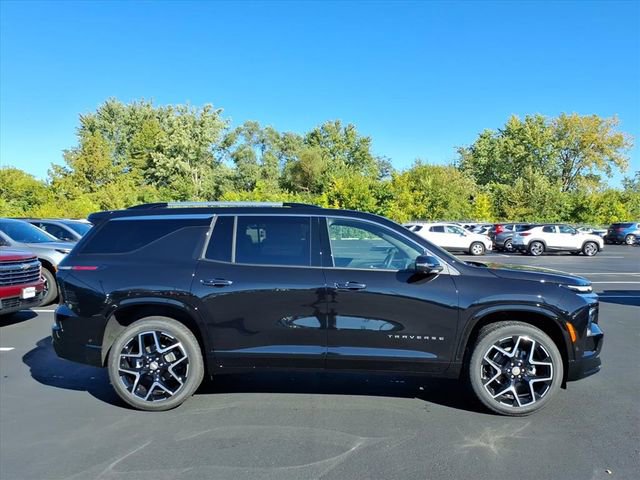New 2026 Chevrolet Traverse High Country w/ LPO, Floor Liner Package AWD/4WD image 2