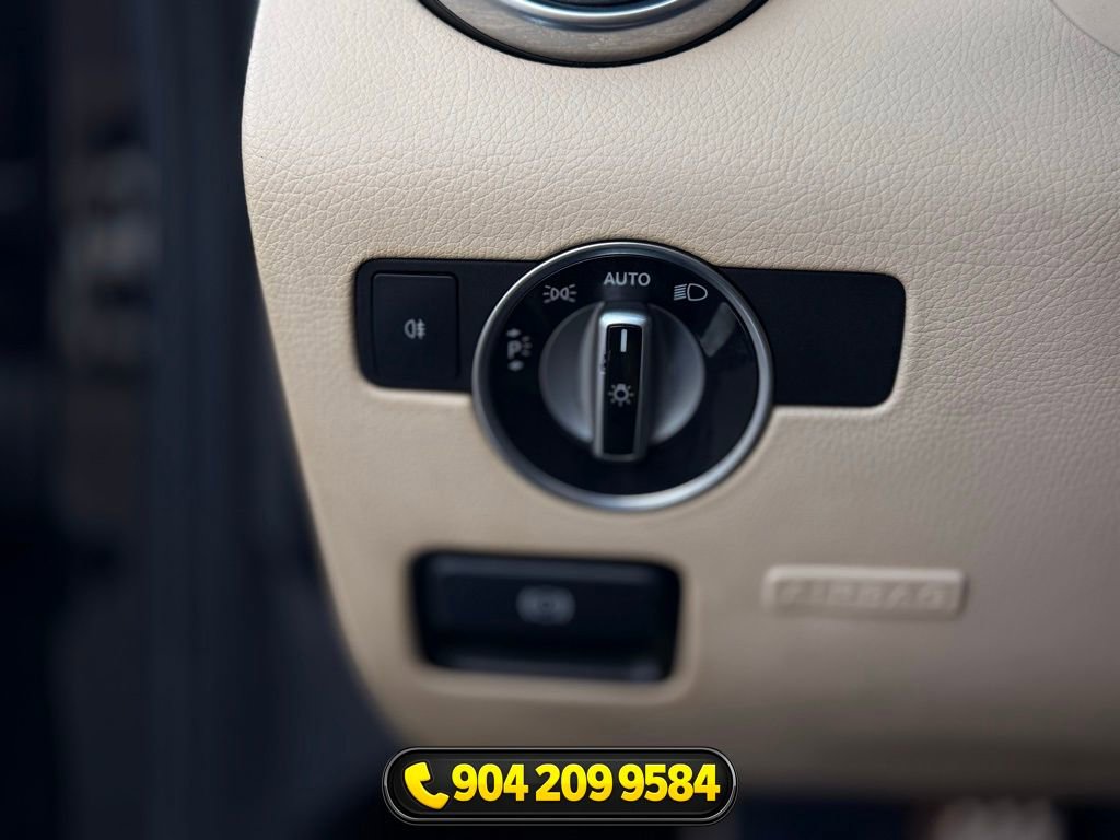 Used 2018 Mercedes-Benz SLC 300 image 17