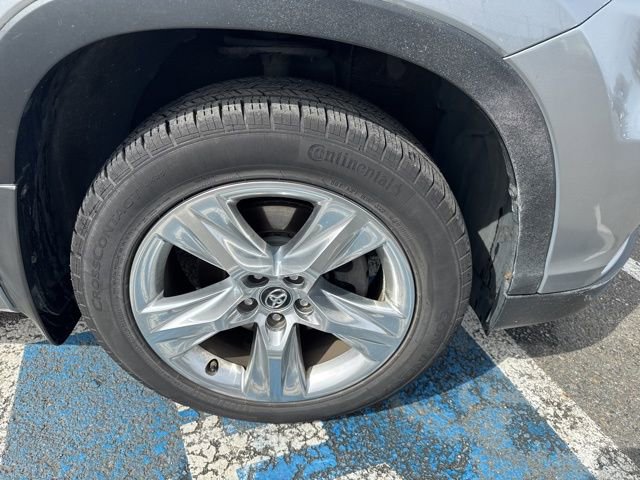 Used 2016 Toyota Highlander Limited Platinum image 13