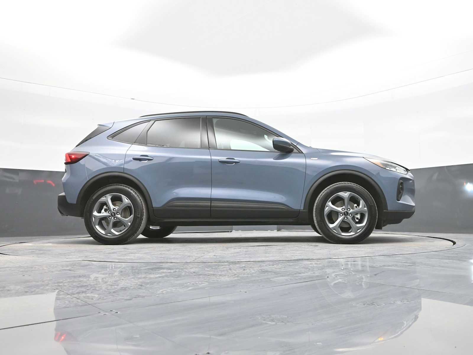 Used 2025 Ford Escape ST-Line Select image 42