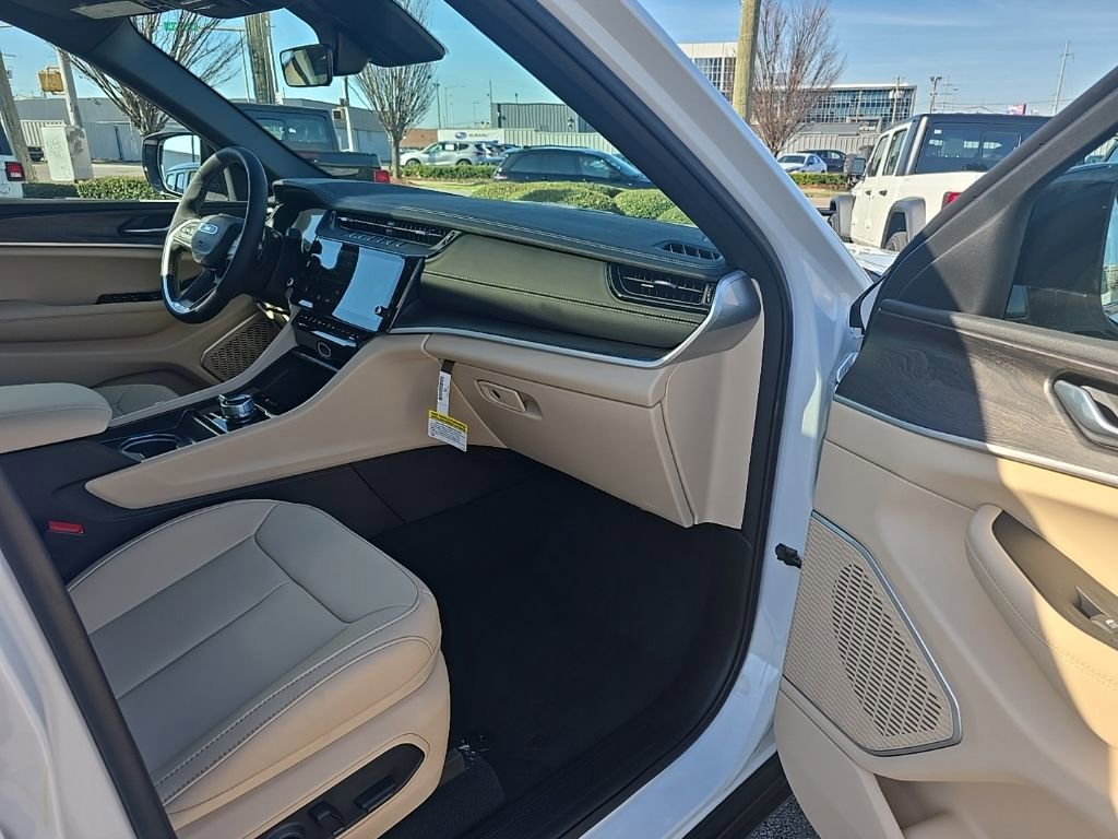 New 2026 Jeep Grand Cherokee Limited image 19