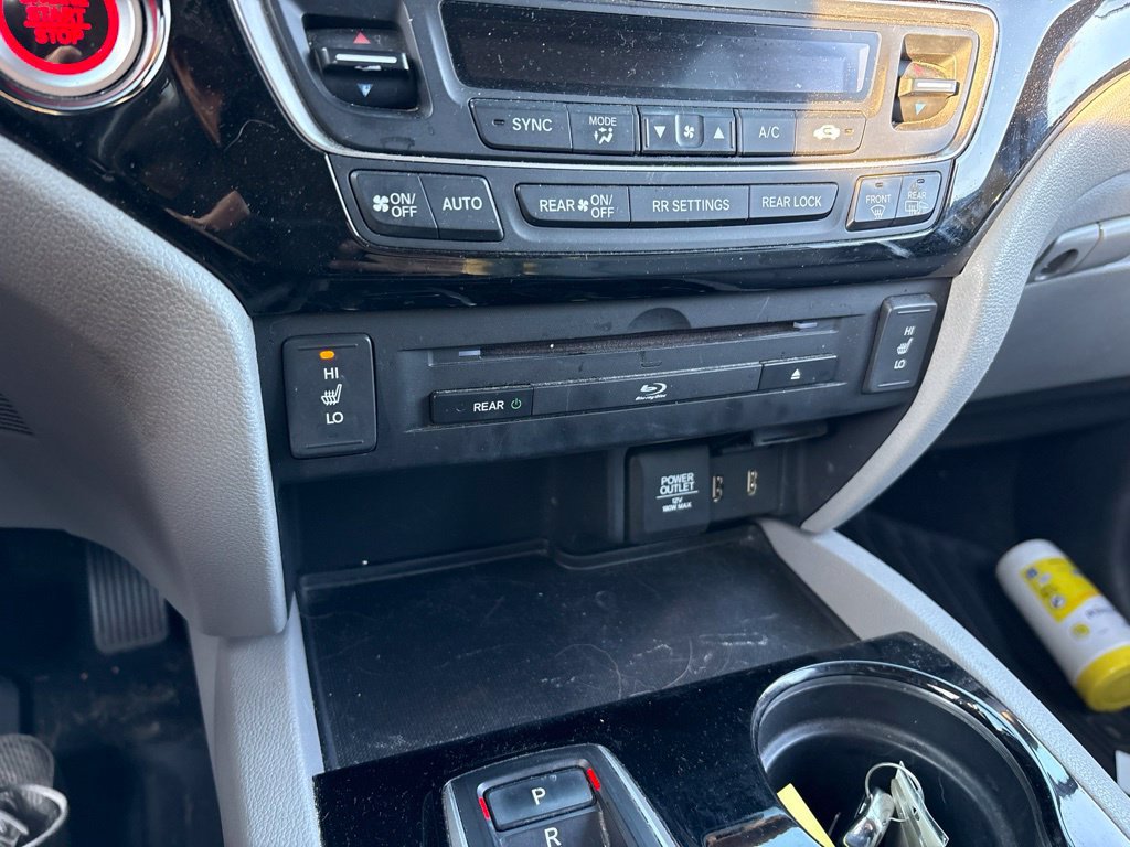 Used 2017 Honda Pilot Touring image 25