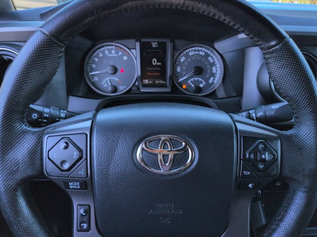 Used 2016 Toyota Tacoma TRD Sport w/ Towing Package RWD image 33